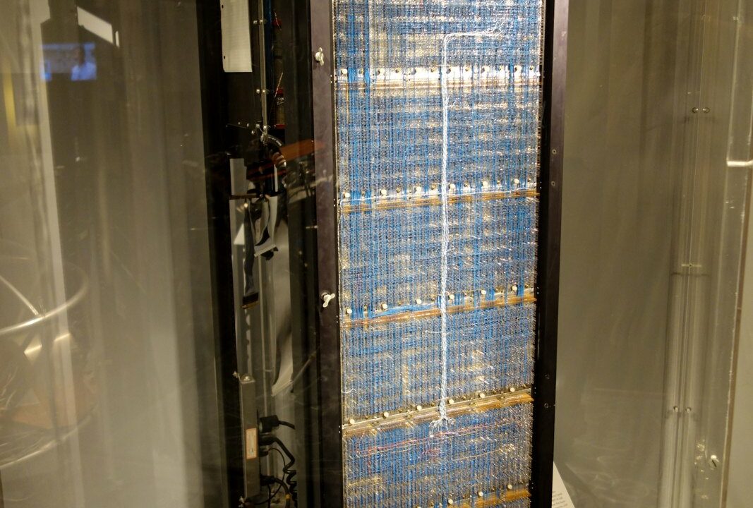 Druga „zima AI” — CADR - The Lisp Machine, late 1970s, view 1 - MIT Museum - DSC03747.JPG